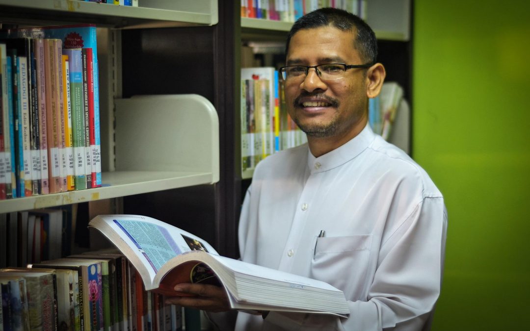 Assoc Prof Dr Azman Yusof